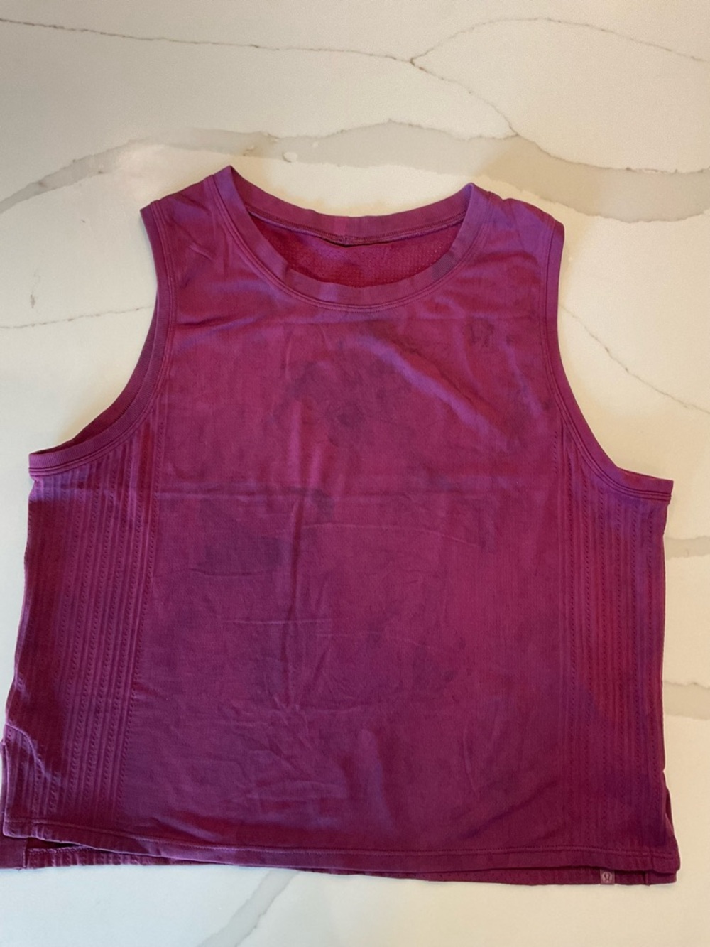 LULULEMON Women’s Sleeveless crew neck tank top